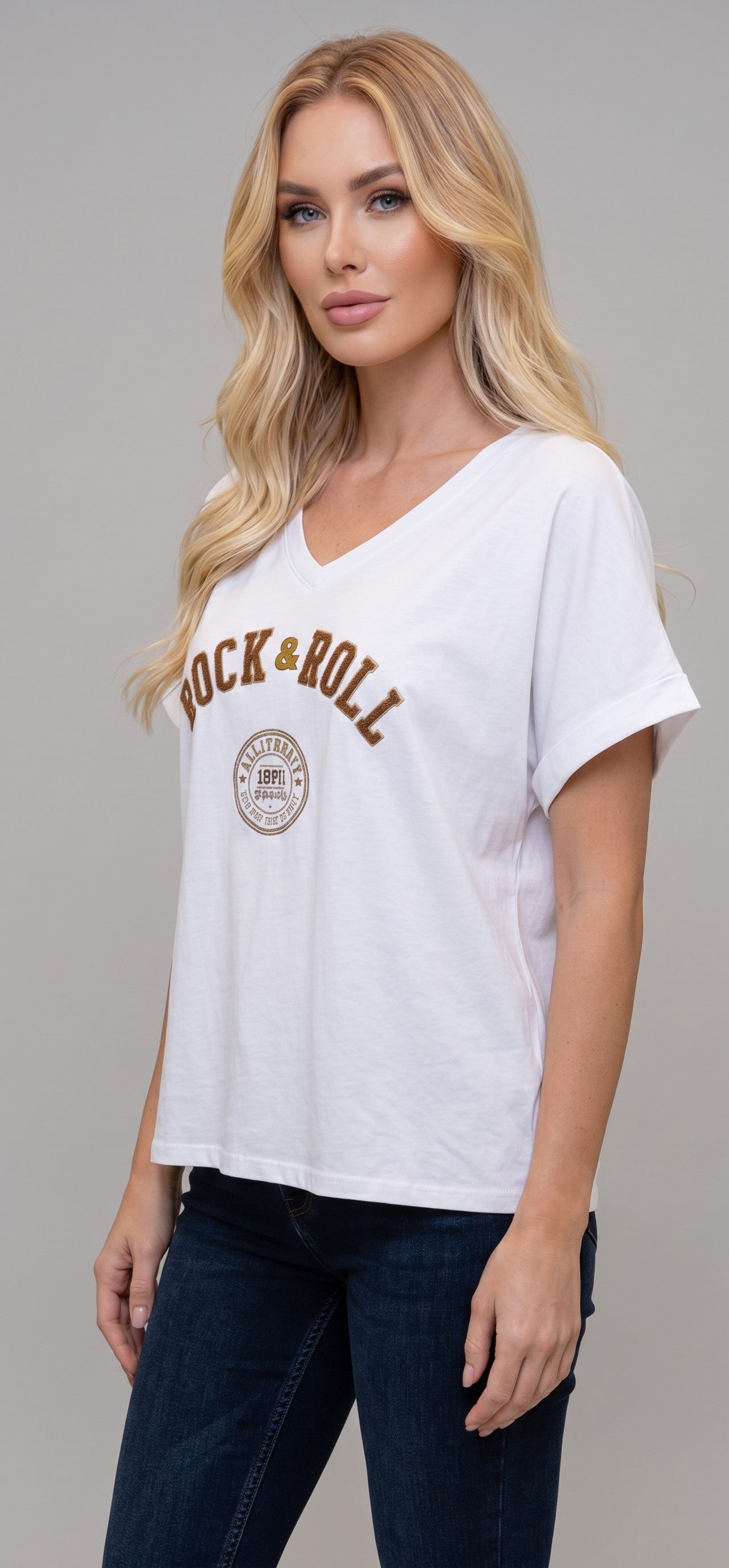 Rock & Roll V-Neck Top / חולצת V רוק אנד רול