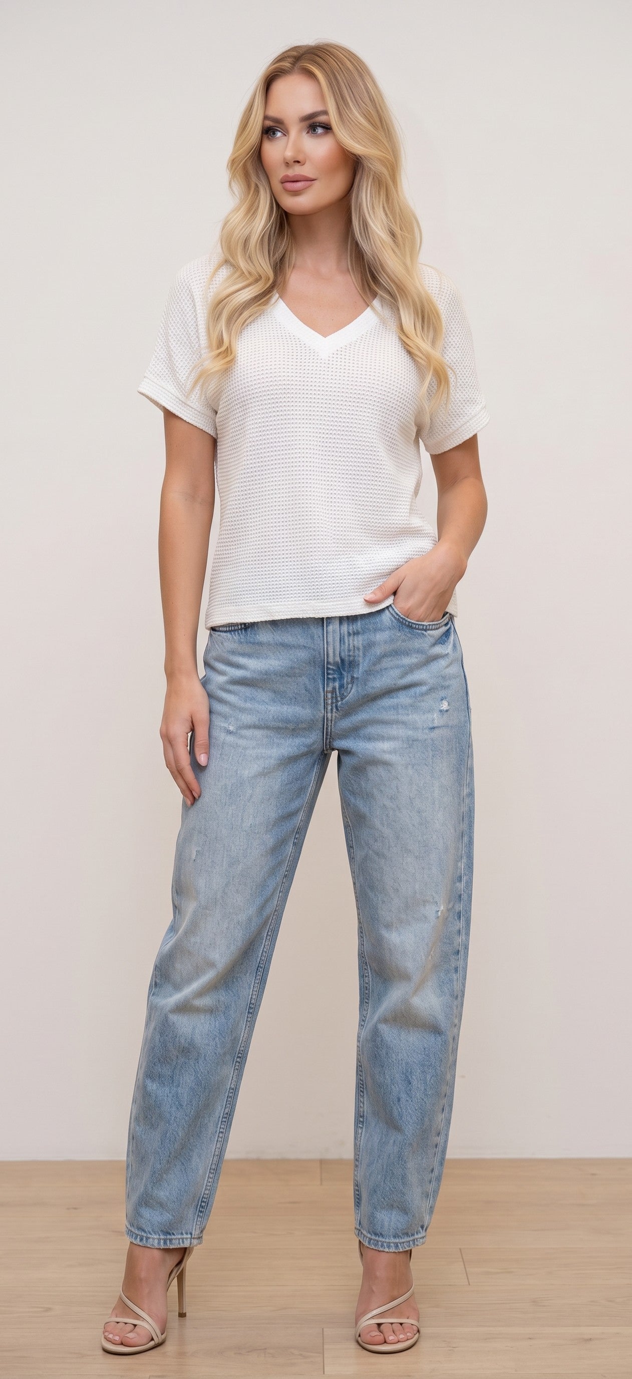 9952 Basic Knit / Knitwear Black V-Neck Top / טי שירט Vסריג בייסיק שחורה