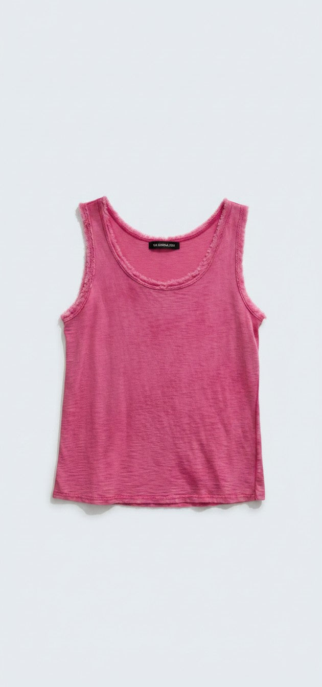 גופיית וואש חלקה / Solid Wash Tank Top