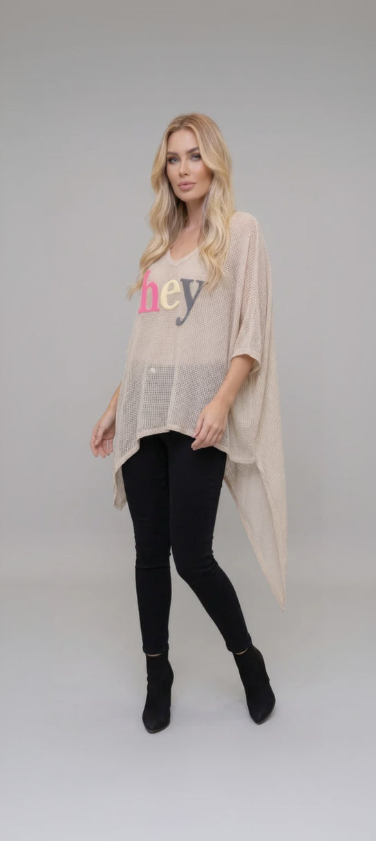 טווינסט רשת שפיץ ורוד עם כיתוב / Pink Asymmetric Mesh Twinset Top